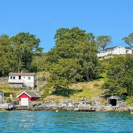 Beautiful In Rennesoy With Wifi Holiday home Osthusvik