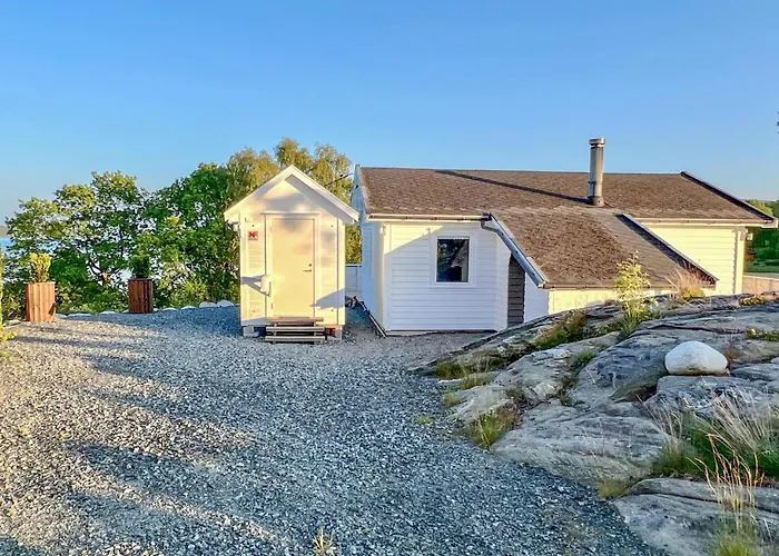 Beautiful In Rennesoy With Wifi Ferienhaus