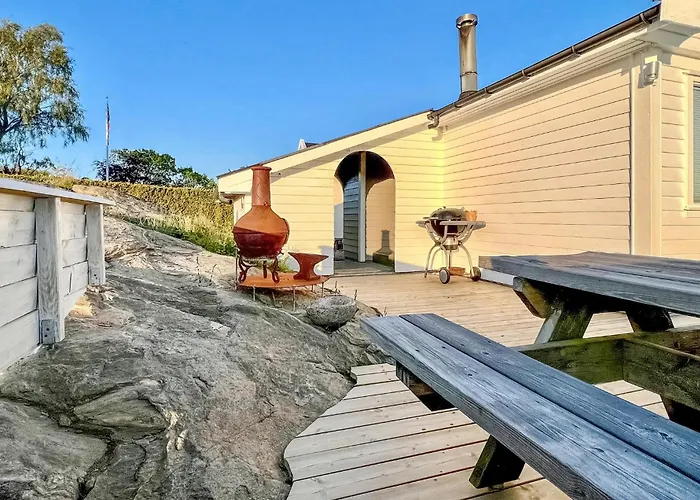 Beautiful In Rennesoy With Wifi Ferienhaus